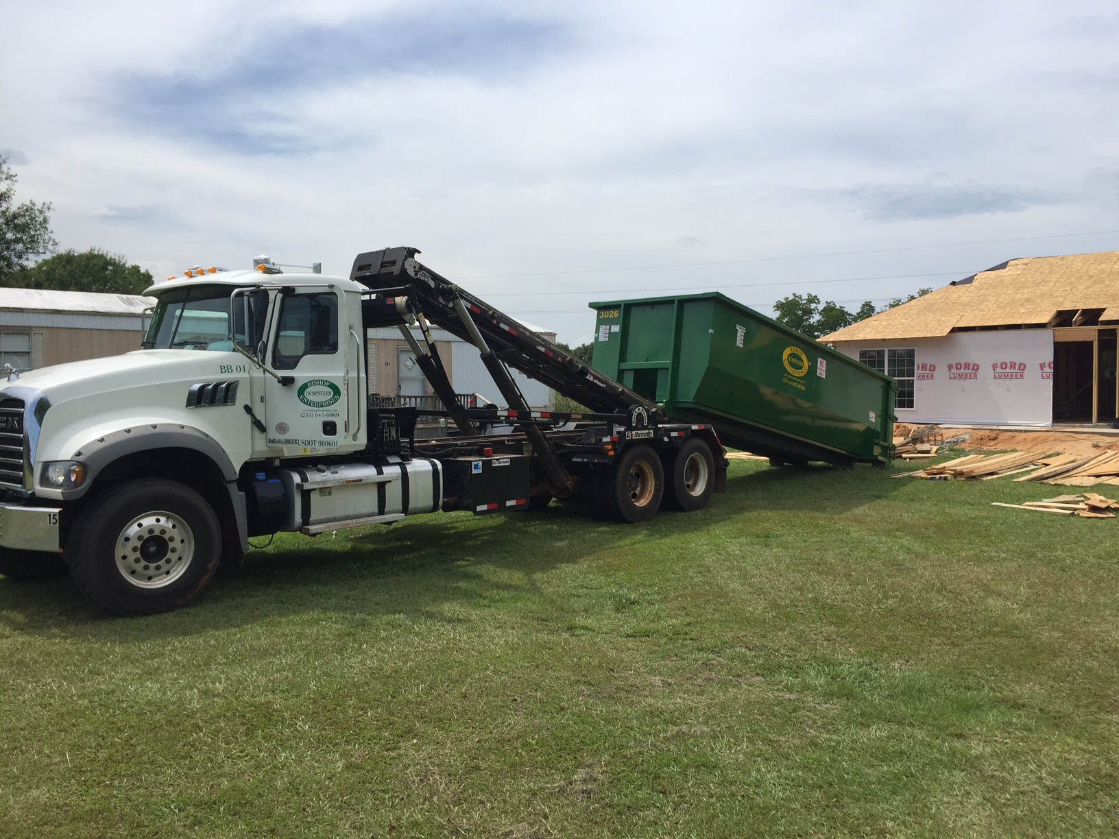 Dumpster Rentals in Semmes & Mobile, AL Dumpsters