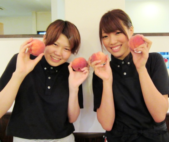 ウールーのぴっちぴちーのピーチ姫2人