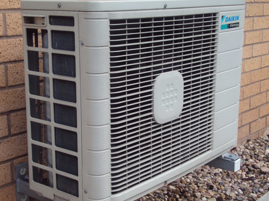 DAIKIN AIR CONDITIONING UNITS