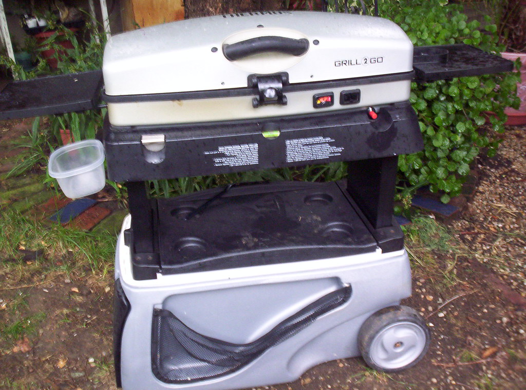 THERMOS GRILL COOLER