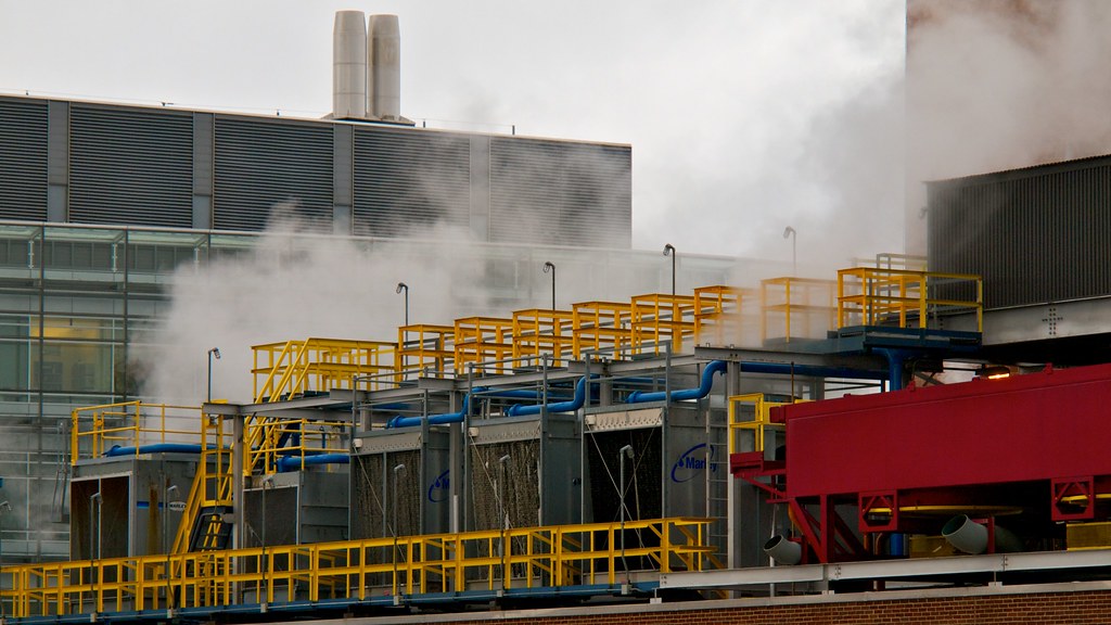 FLUID COOLER VS COOLING TOWER