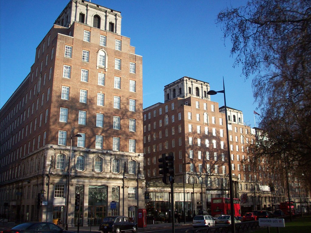 GROSVENOR HOUSE HOTEL MAYFAIR