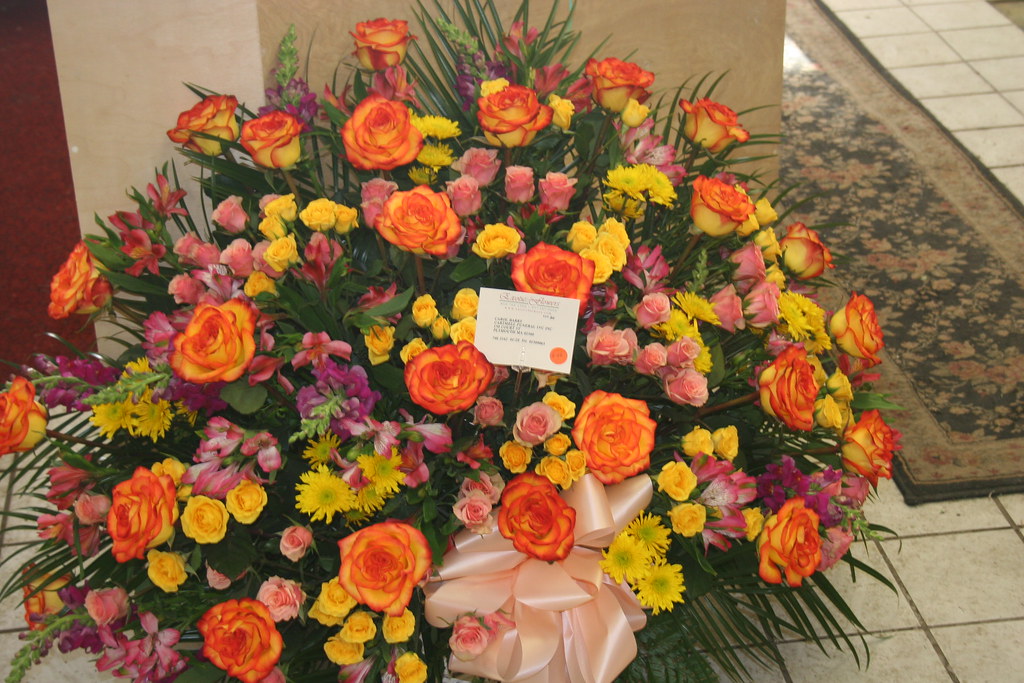 FUNERAL FLOWER BASKETS