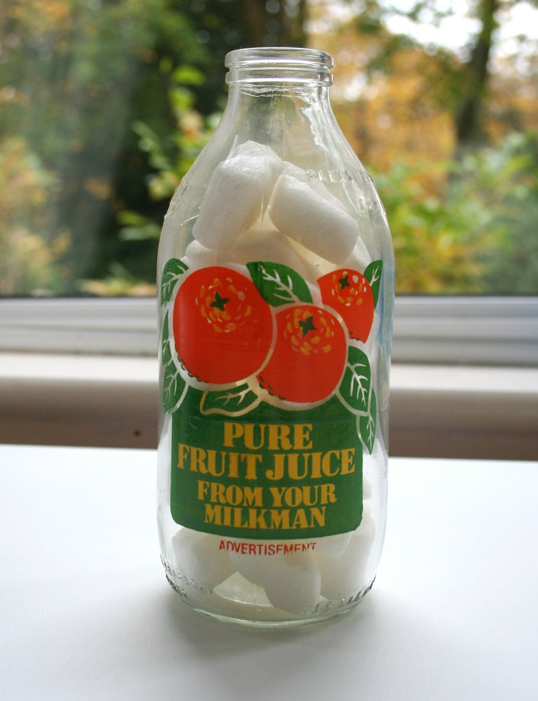 GLASS JUICE BOTTLES GLASS JUICE BOTTLES