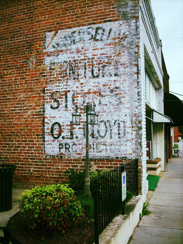 CONTEMPORARY FURNITURE STORES IN ORANGE COUNTY