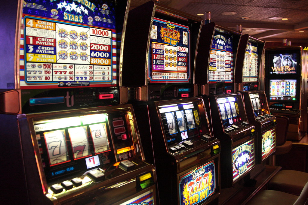 POMPEI SLOT MACHINE