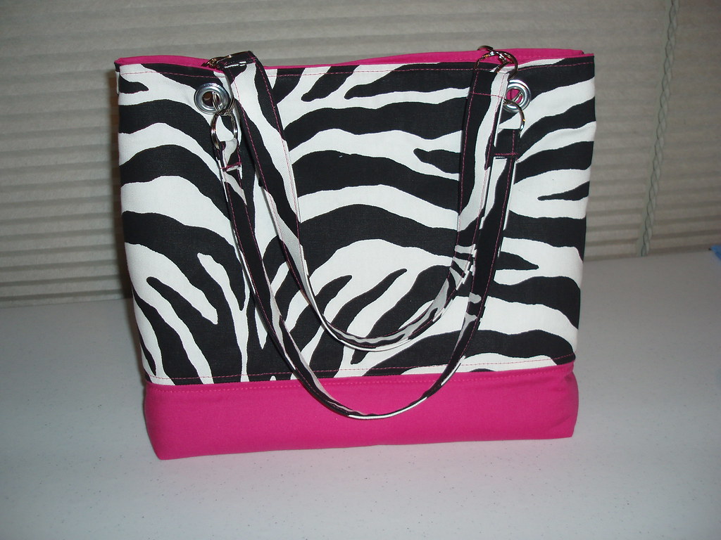 ZEBRA PURSE WITH PINK