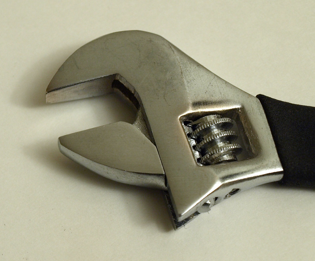 HARLEY DAVIDSON OIL FILTER WRENCH HARLEY DAVIDSON OIL Harley