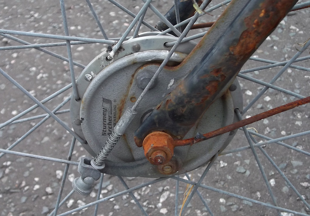 BICYCLE FRONT DRUM BRAKE