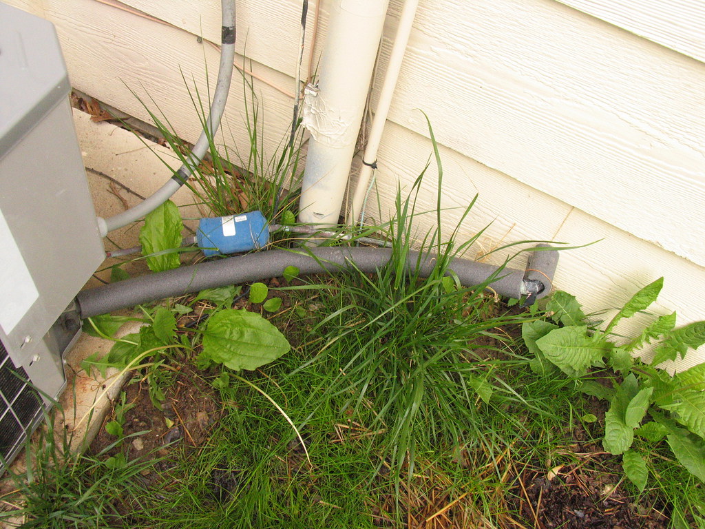 AIR CONDITIONER PIPE INSULATION