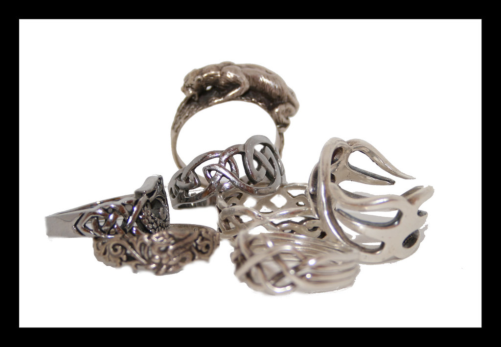 CELTIC PUZZLE RINGS