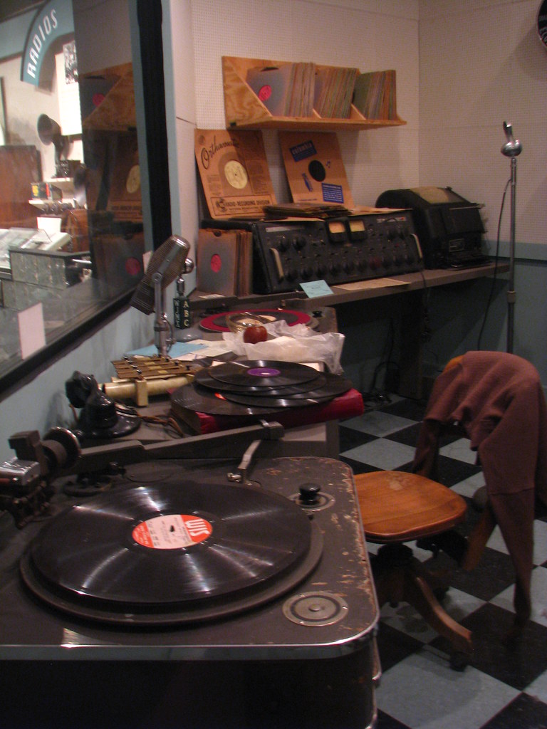 JAMAICA RADIO STATIONS LISTEN ONLINE