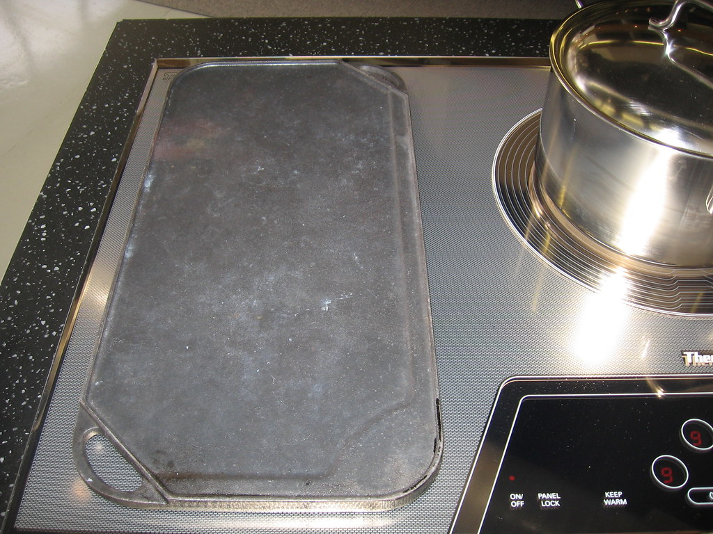 INDUCTION COOKTOP GRIDDLE. INDUCTION COOKTOP