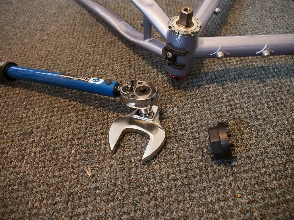 CROWS FOOT TORQUE WRENCH