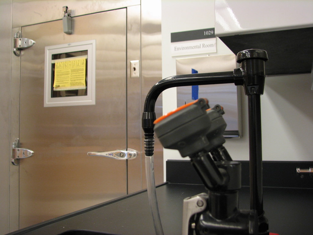 TISSUE CULTURE LAB EQUIPMENT