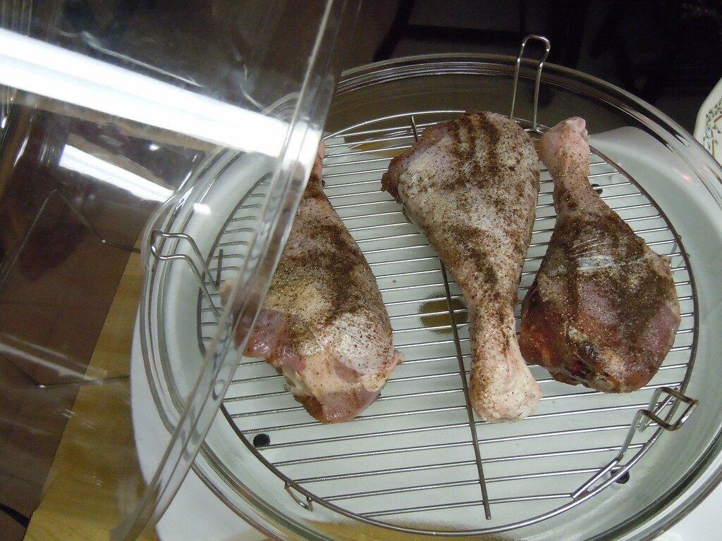 DOMETIC MICROWAVE CONVECTION OVEN