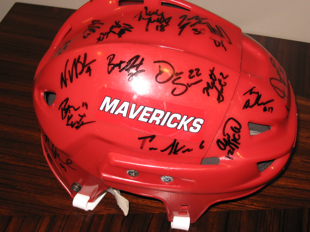 HOCKEY HELMETS HISTORY