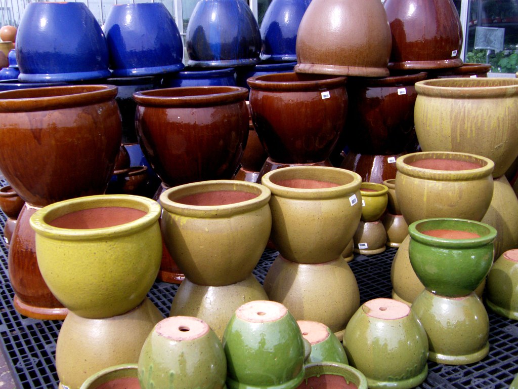 CERAMIC PLANTER POTS