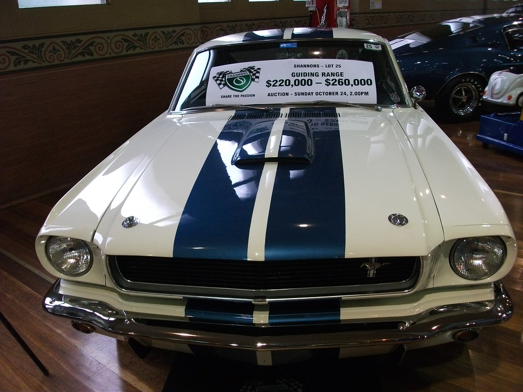 CLASSIC AMERICAN MUSCLE CARS FOR SALE