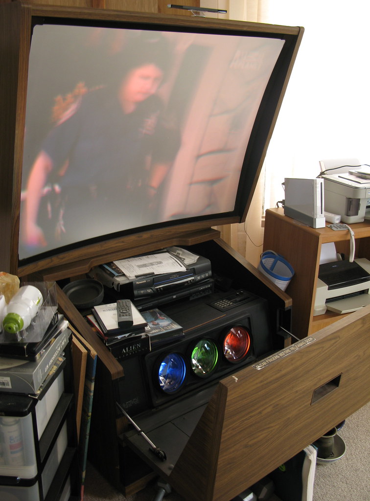 REAR PROJECTION TV SCREEN REPAIR TV SCREEN REPAIR