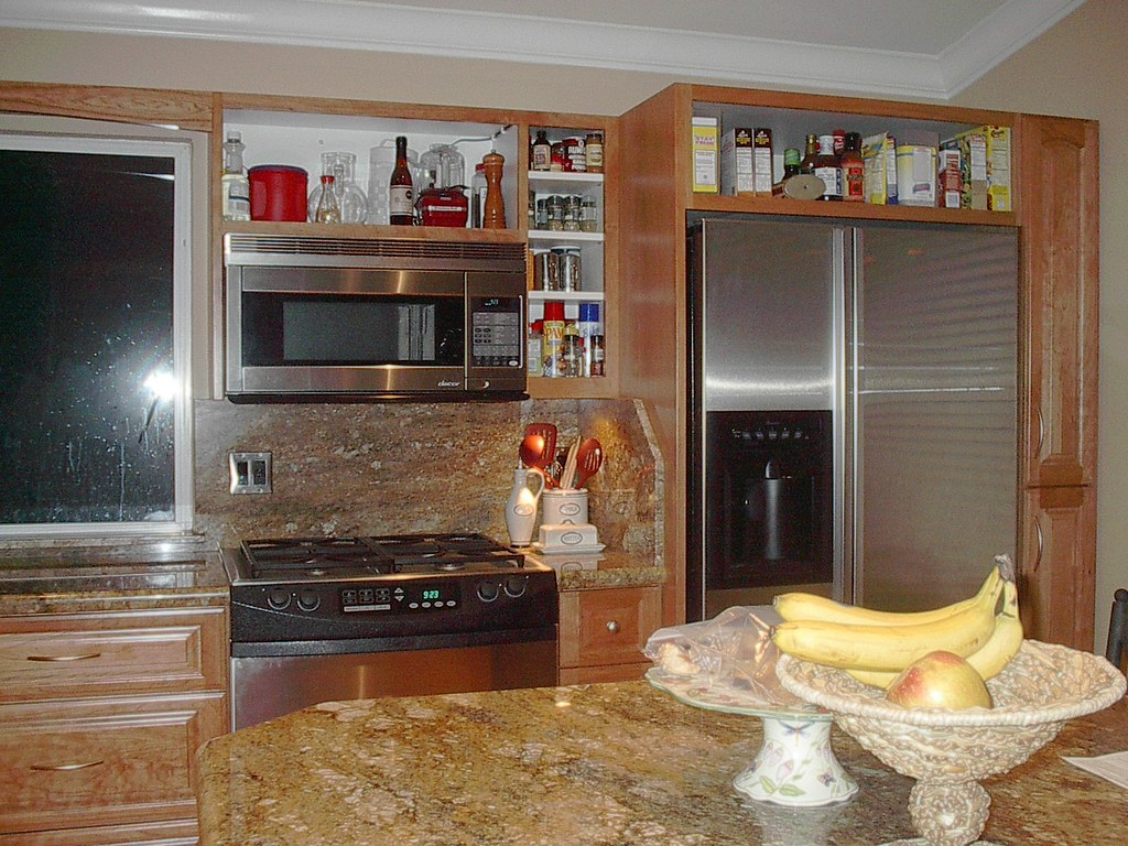 GAS OVEN MICROWAVE COMBINATION