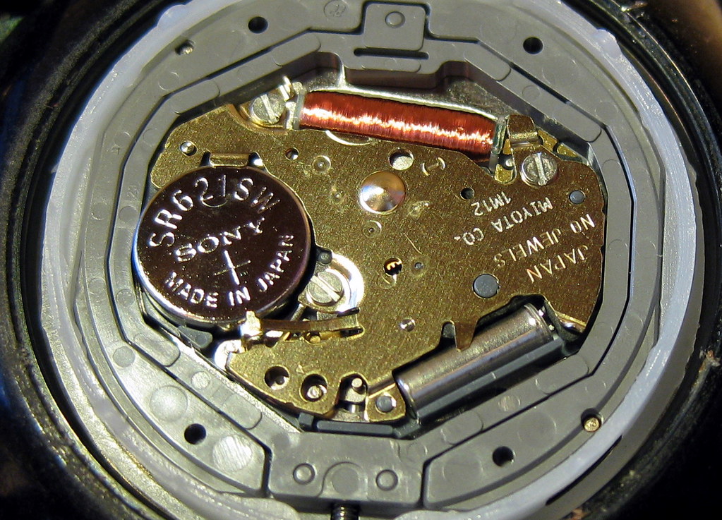 HOW TO CHANGE CASIO WATCH BATTERY HOW TO CHANGE