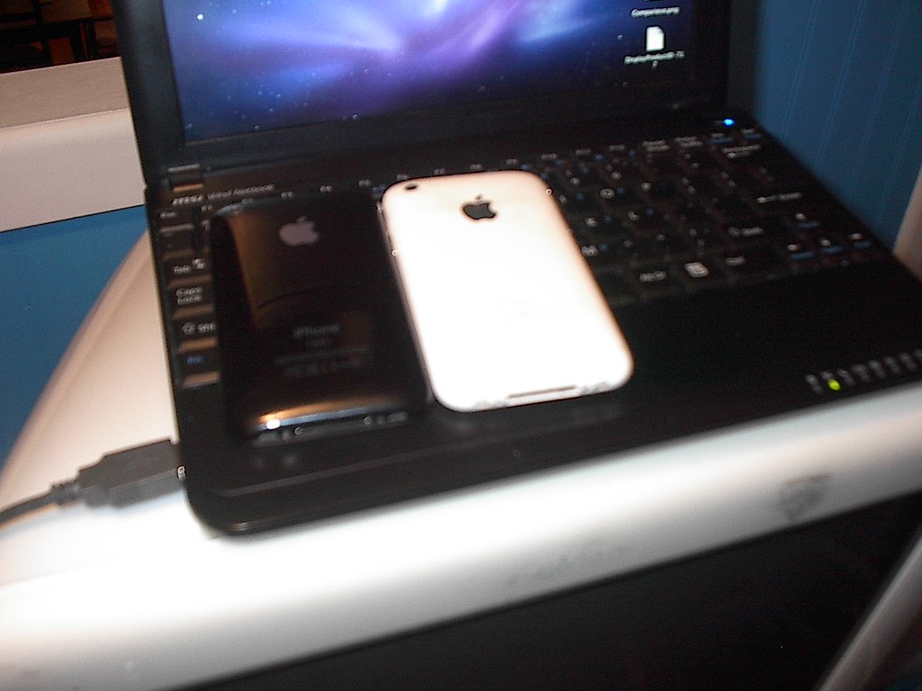 DROPPED IPHONE WHITE SCREEN FIX WHITE SCREEN FIX AUTOBOX IPHONE CASE