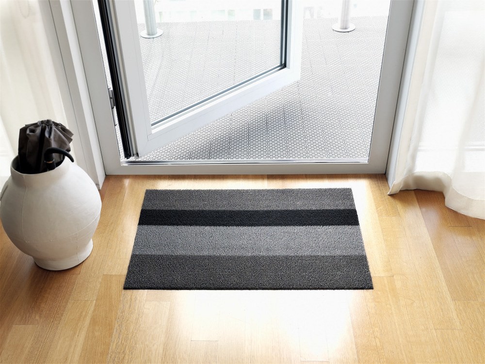 CHILEWICH RUGS. CHILEWICH BLACK FLOOR RUG