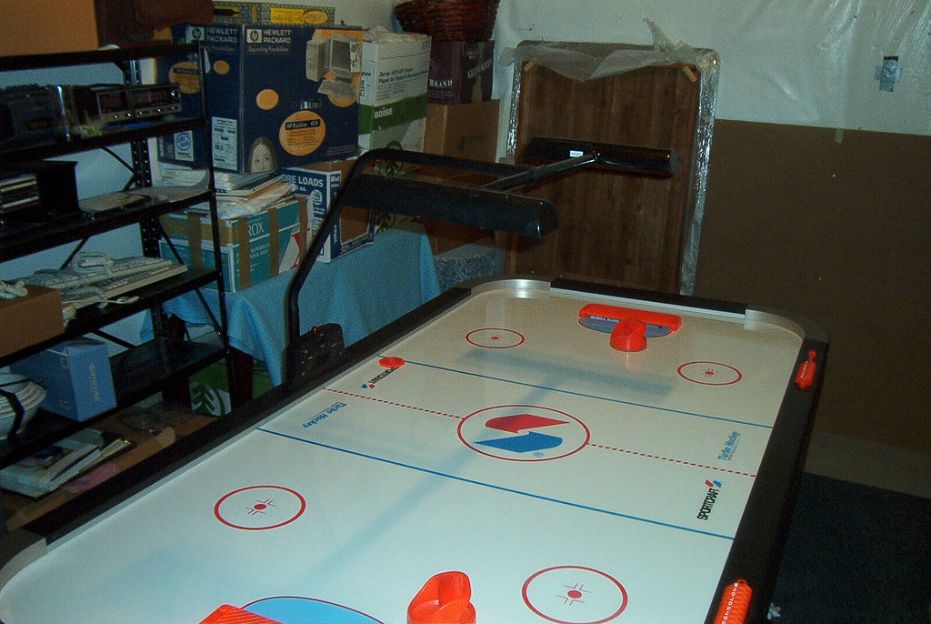 FREE AIR HOCKEY ONLINE. HOCKEY ONLINE 1986 WORLD JUNIOR HOCKEY