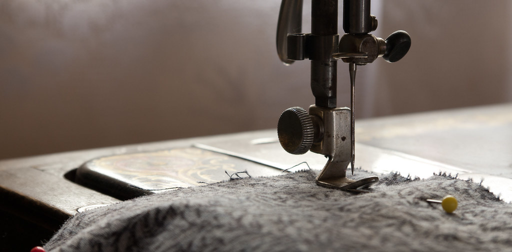 SINGER SEWING MACHINES TORONTO SINGER SEWING BERNINA SEWING MACHINE