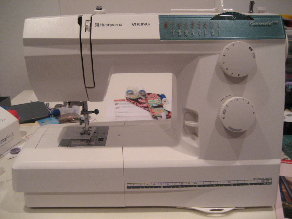HUSQVARNA SEWING MACHINE REPAIR HUSQVARNA SEWING ANTIQUE SEWING