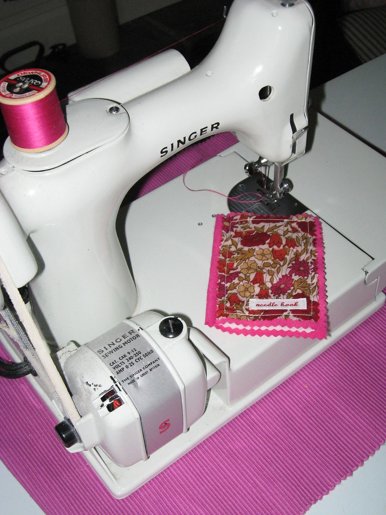 LIGHTWEIGHT SEWING MACHINES. LIGHTWEIGHT SEWING BERNINA SEWING MACHINE