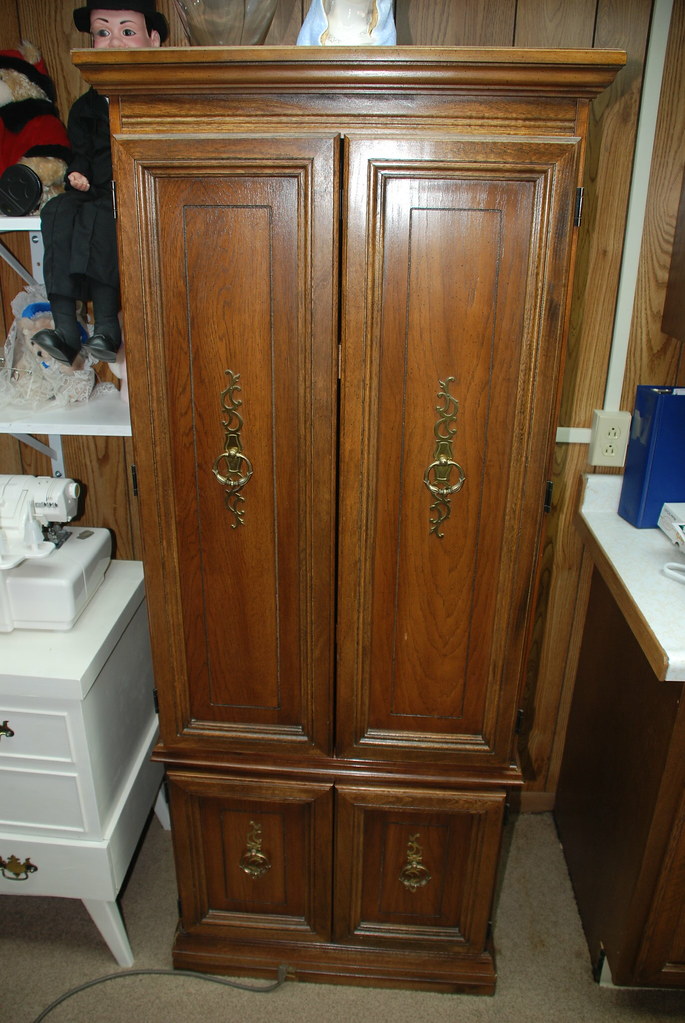 BERNINA SEWING MACHINE