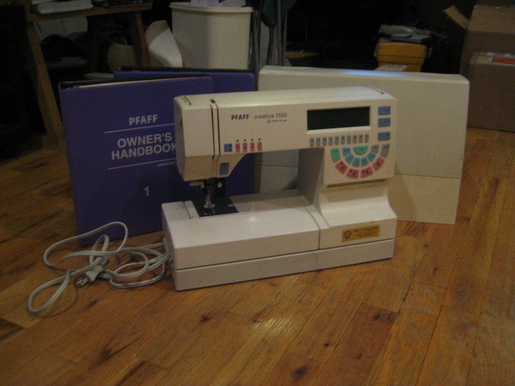 PFAFF SEWING MACHINES MANUALS