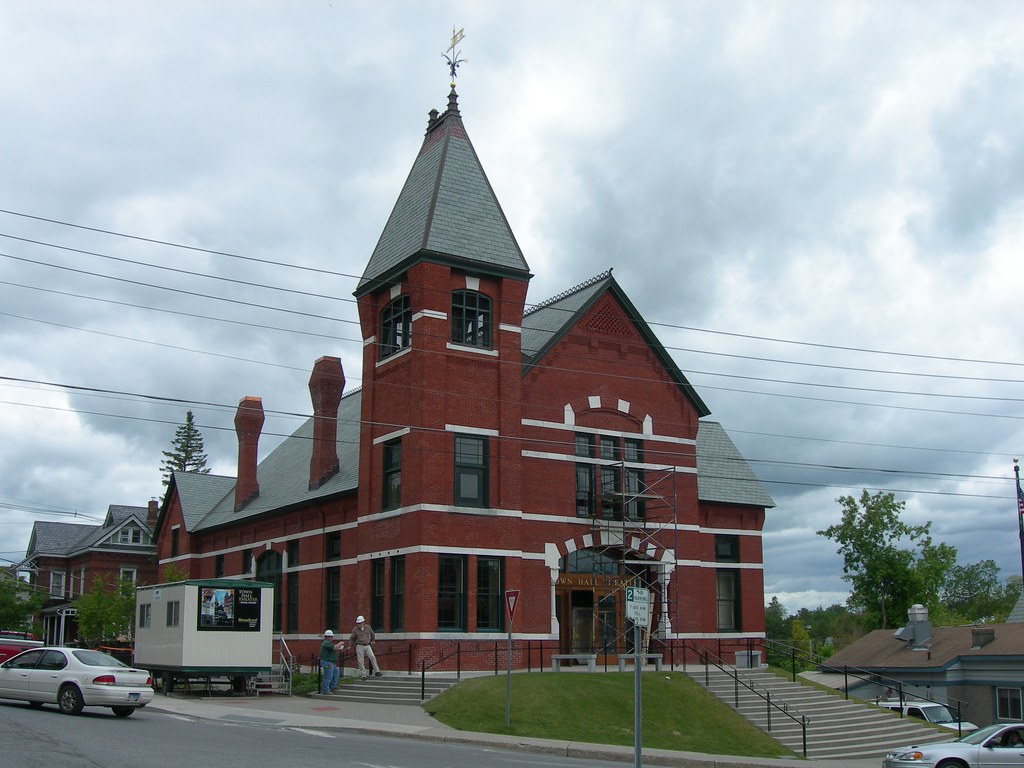 TOWN HALL THEATER MIDDLEBURY TOWN HALL ALAMEDA THEATER SHOWTIMES