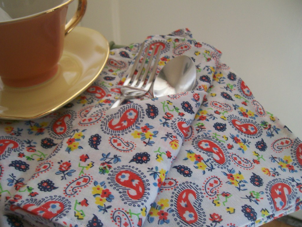 PAISLEY CLOTH NAPKINS. PAISLEY CLOTH PAISLEY CLOTH NAPKINS. CHEAPEST