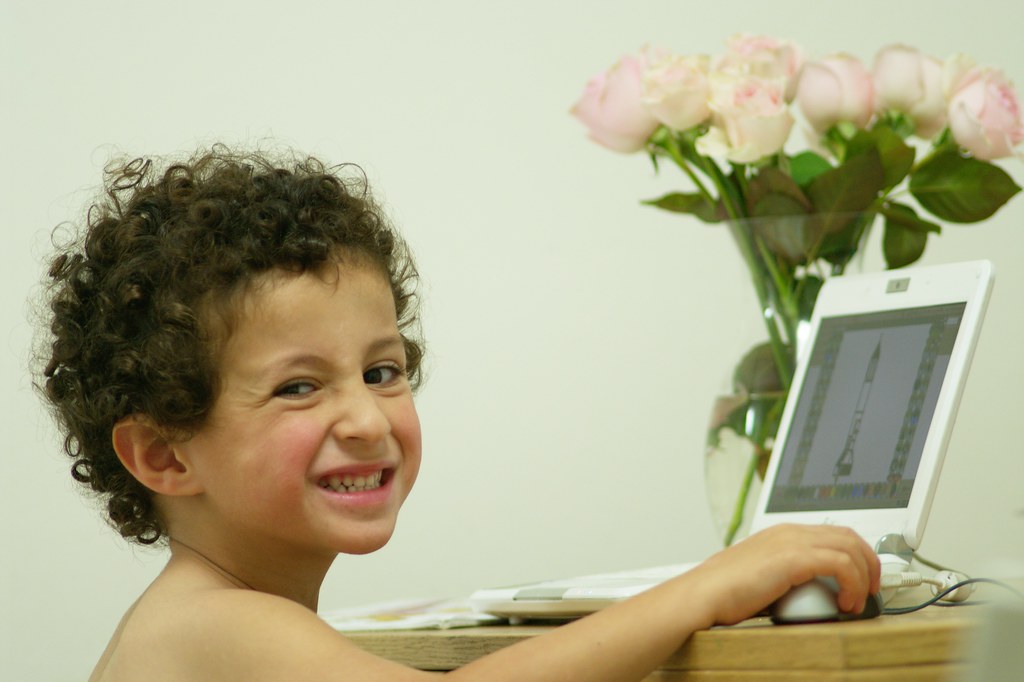 PLAY TUX PAINT ONLINE PLAY TUX PAINT ONLINE