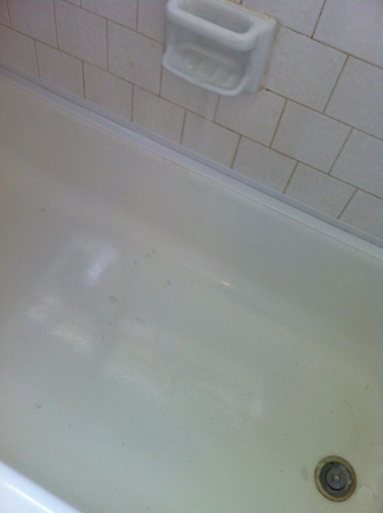 BATH TUB CHIP REPAIR BATH TUB CHIP REPAIR