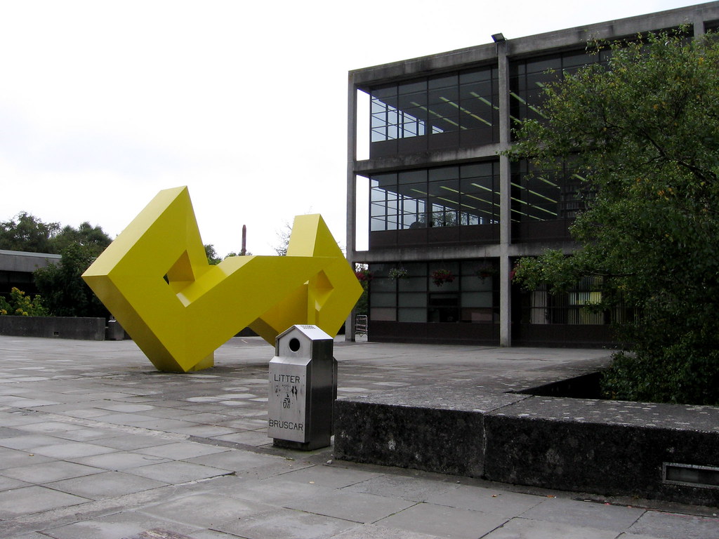 NUIG LIBRARY