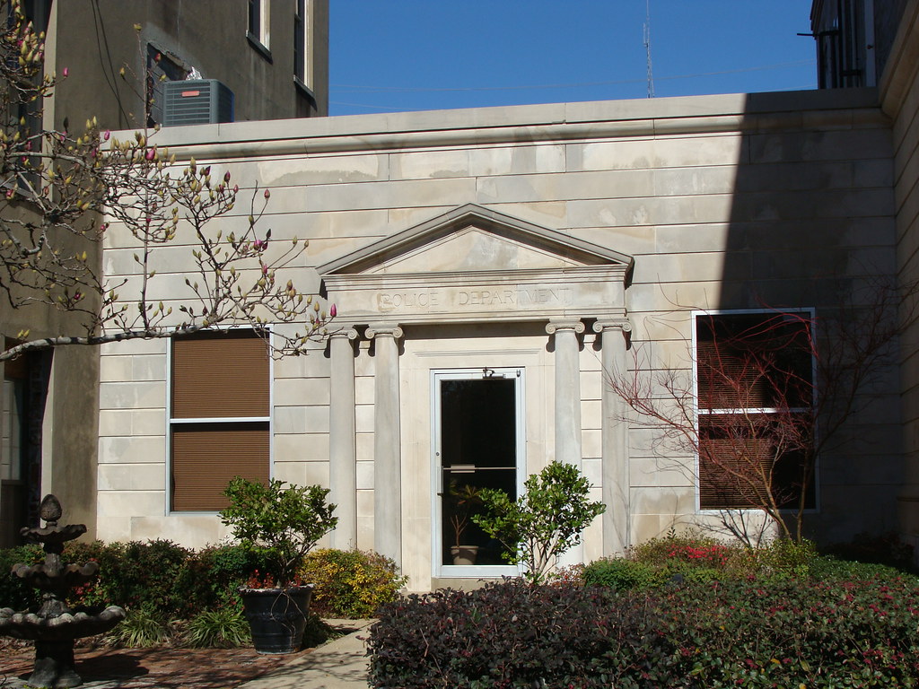 MEMORIAL FUNERAL HOME COLUMBUS MS. MEMORIAL FUNERAL HOME Memorial