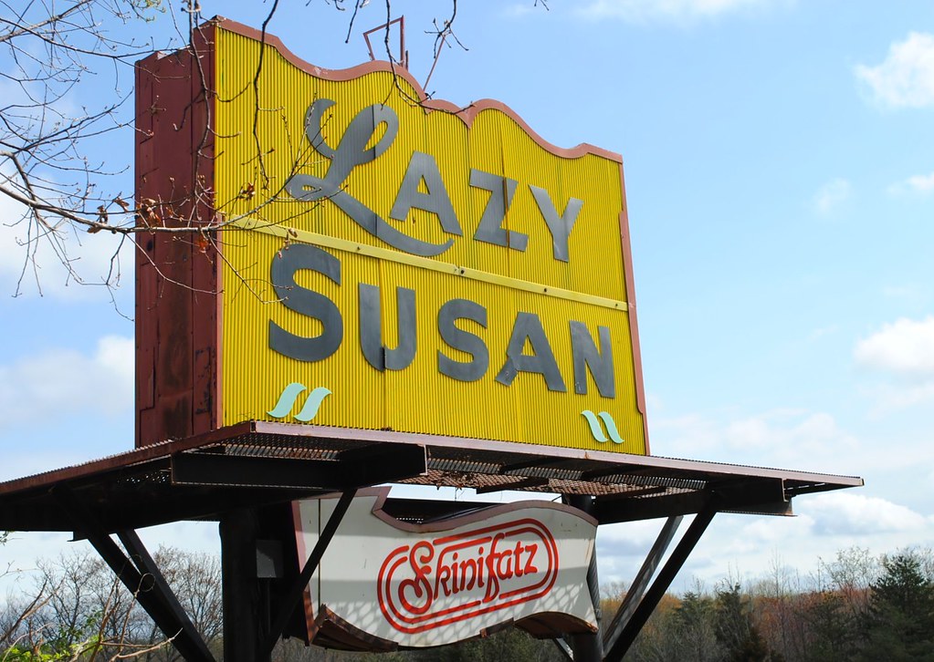 LAZY SUSAN DINNER THEATER LAZY SUSAN DINNER THEATER