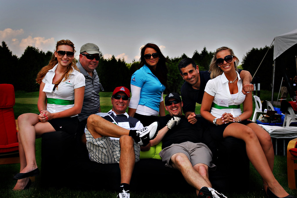 BEER CART GIRLS BEER CART GIRLS