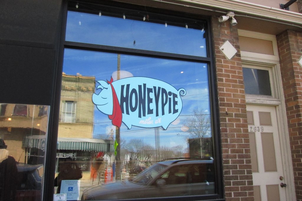 HONEY PIE MILWAUKEE HONEY PIE MILWAUKEE