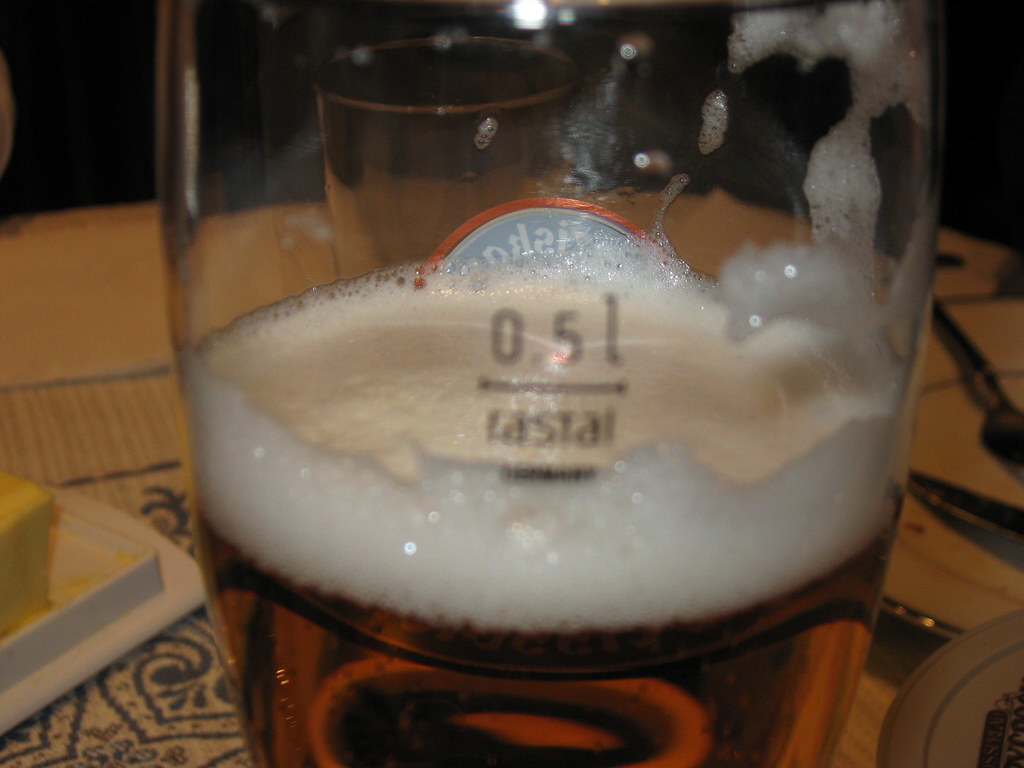 TYPES OF BEER GLASSES TYPES OF BEER GLASSES