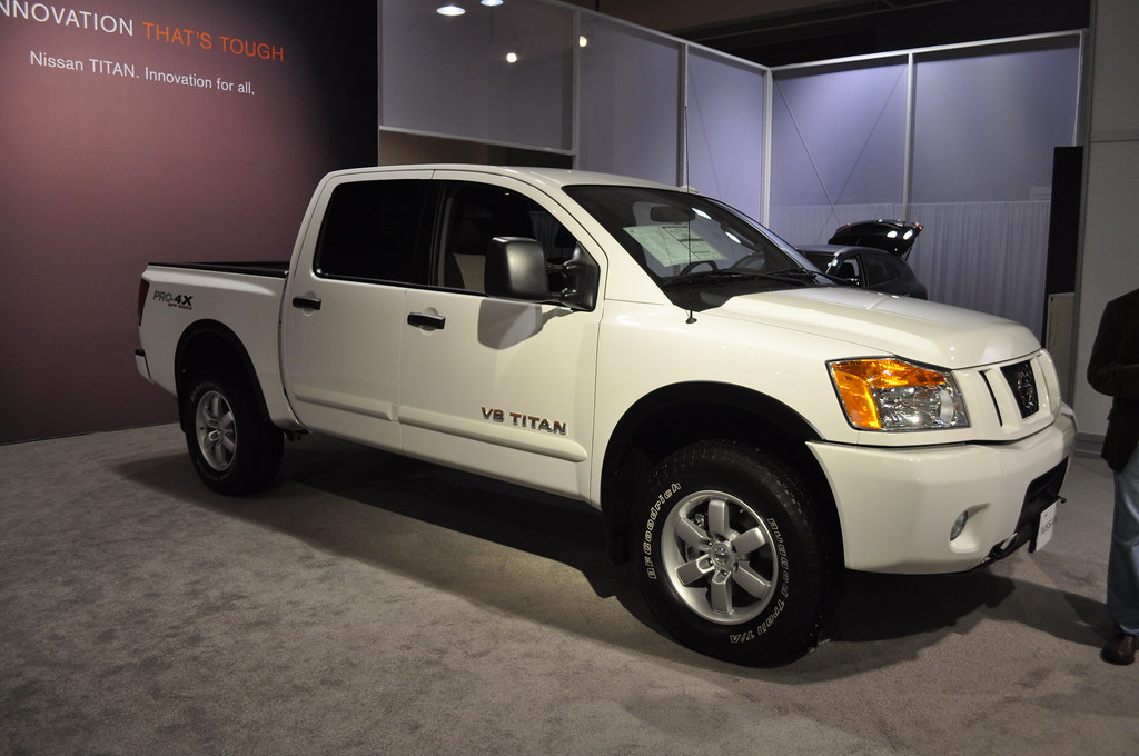 2014 NISSAN TITAN