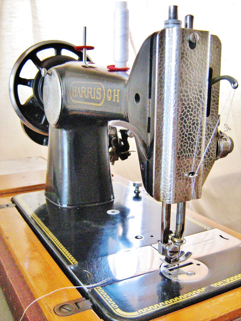 OLD SEWING MACHINE MANUALS