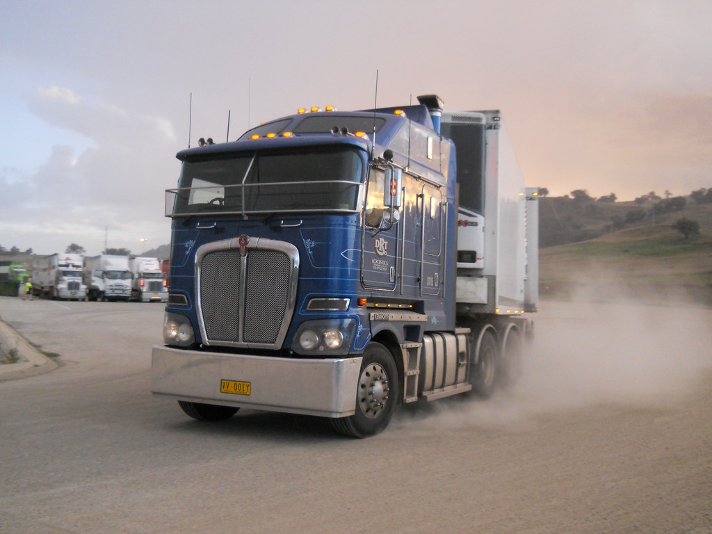 REFRIGERATED TRAILER BULKHEADS REFRIGERATED TRAILER BULKHEADS