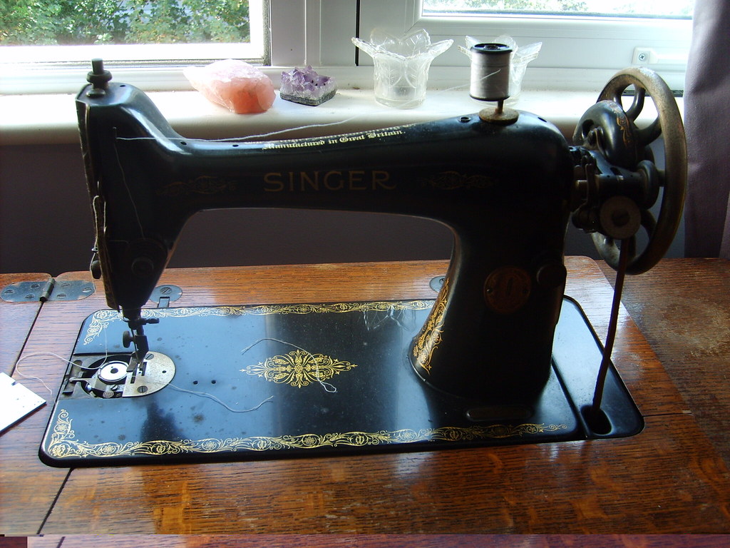 SINGER TREADLE SEWING MACHINE MANUAL SINGER TREADLE SEWING MACHINE MANUAL