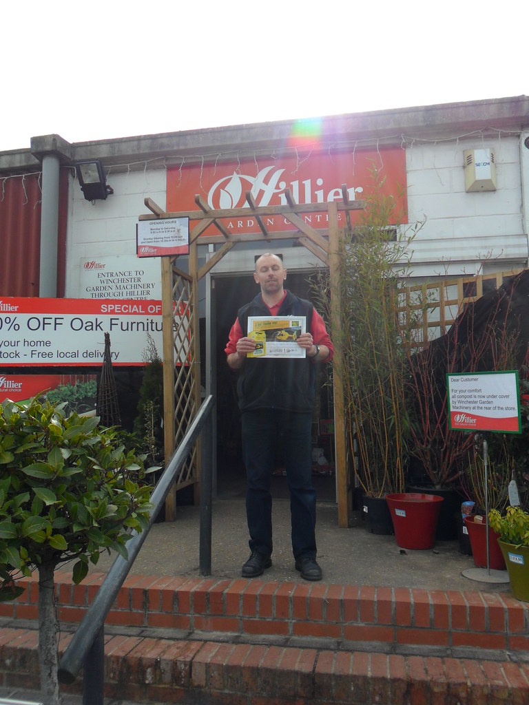 HILLIERS GARDEN CENTRE HILLIERS GARDEN Hilliers Garden Centre