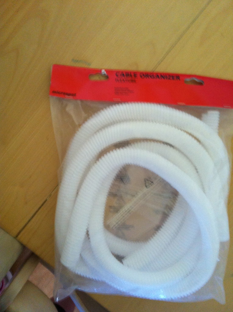 Cable Hider 25 FOOT HDMI CABLE